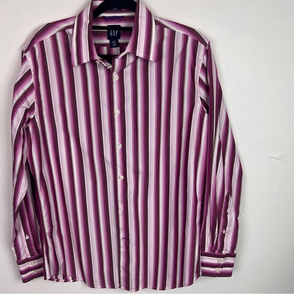Gap Men's dress shirt pink purple white stripes medium fitted premium